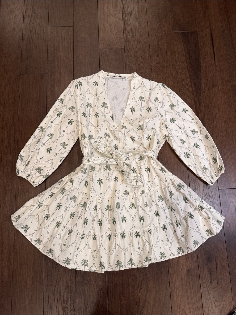 Zara Cream Mini Dress with Green Palm Print Size XL - C30-149
